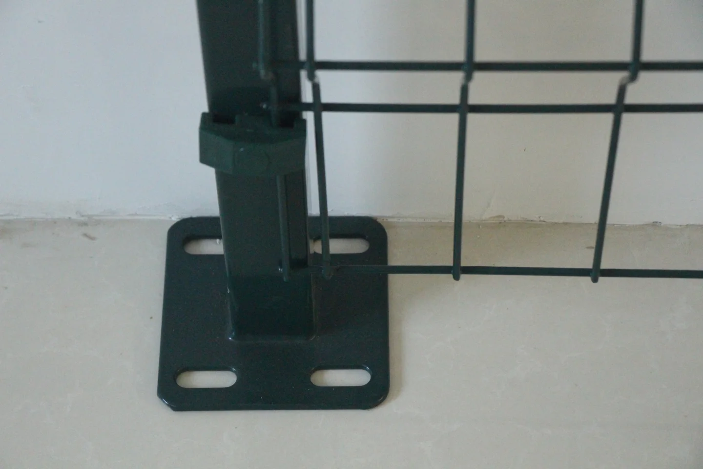 Black 3D Bend Mesh Fence