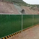 Sloped-site context thumbnail