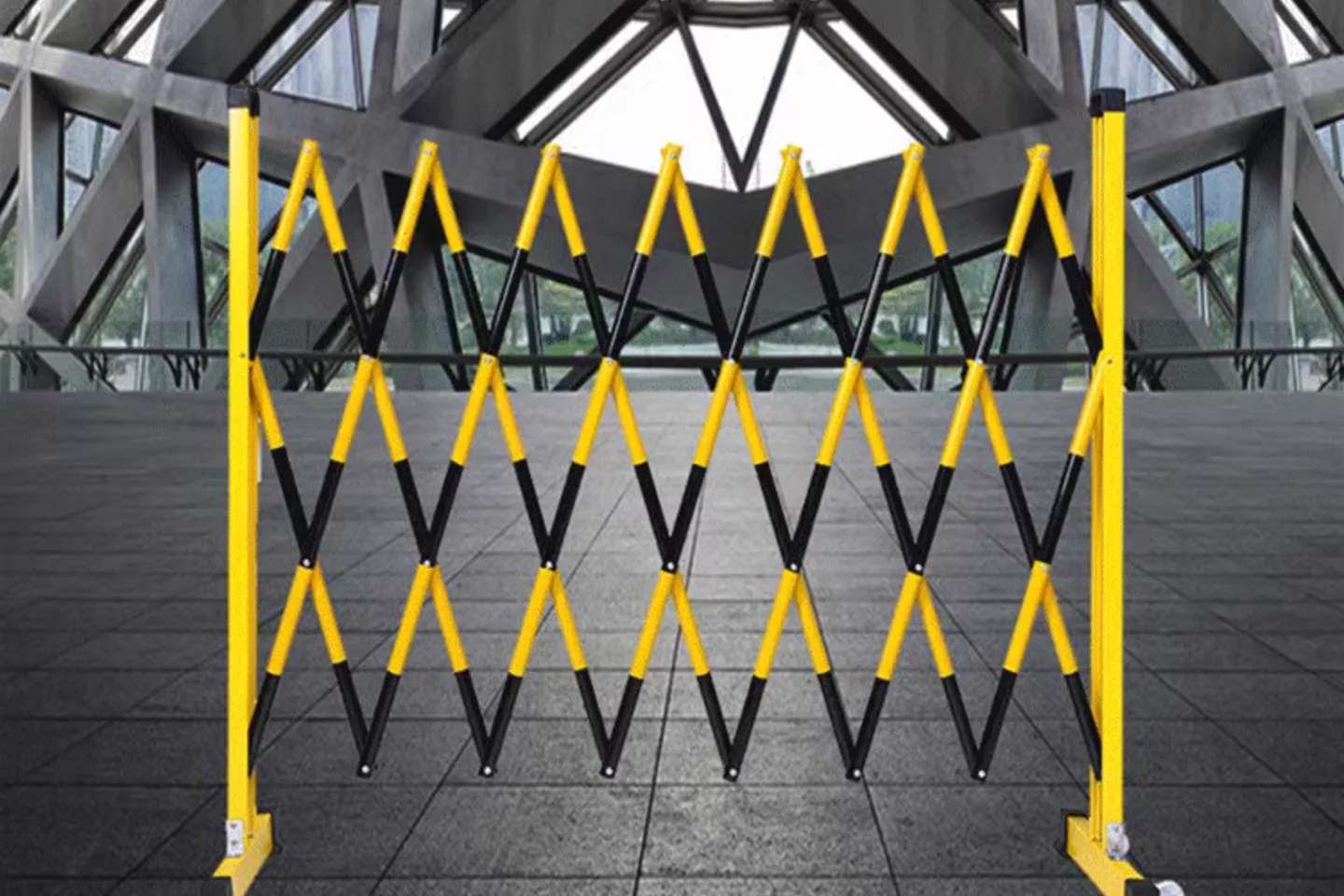 Insulated Expandable Safety Barrier